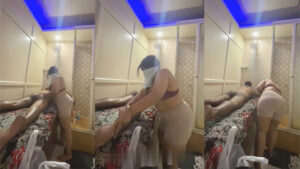Chubby Bra Girl – Massaging Naked Customer Loud MMS